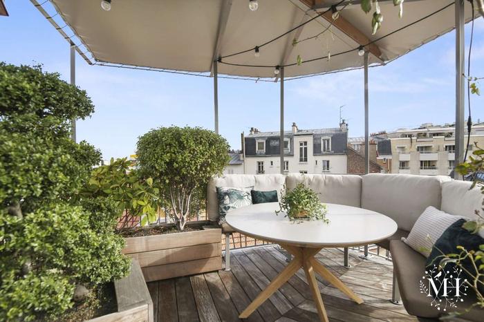 Rooftop deux pièces vendu à Paris 20ᵉ